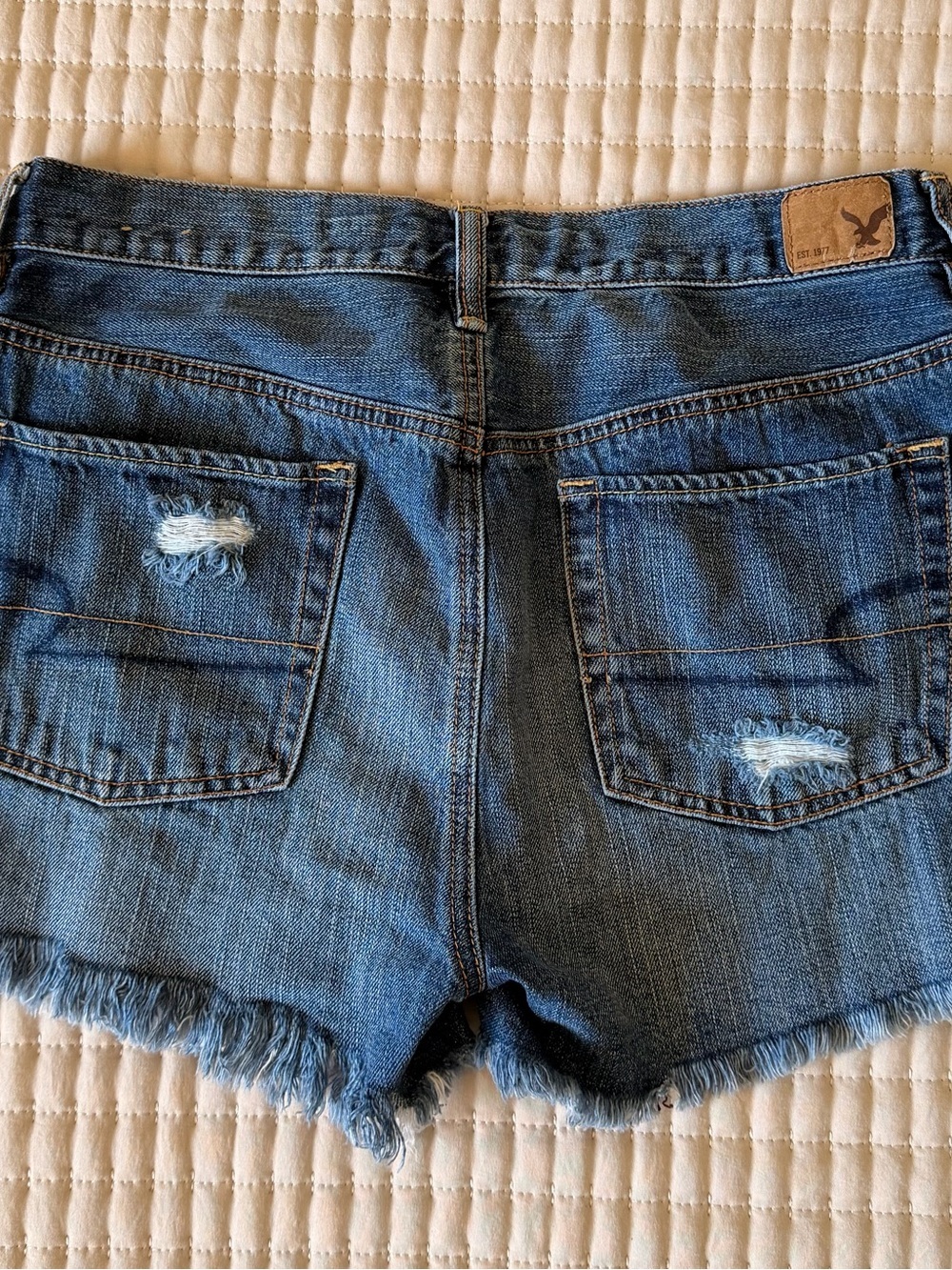 American Eagle Outfitters Blue Distressed Frayed Denim Shorts - Picture 3 of 7